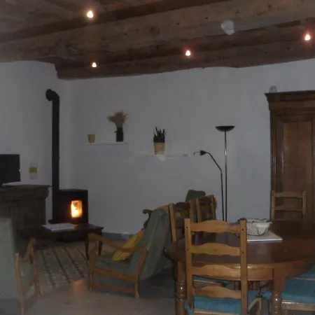 Konukevi Grange Dans Ancien Corps De Ferme