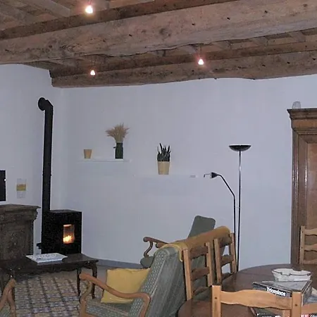 Grange Dans Ancien Corps De Ferme *