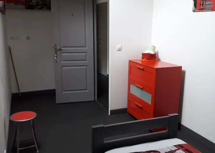 Grange Dans Ancien Corps De Ferme Bellengreville (Calvados)